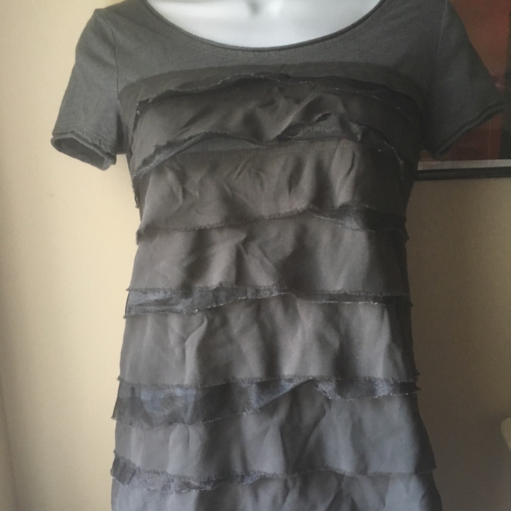 Simply Vera Changed Ruffle Shirt - Picture 1 of 4